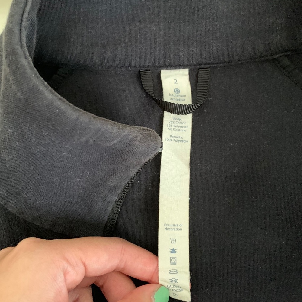 lululemon black thick jacket